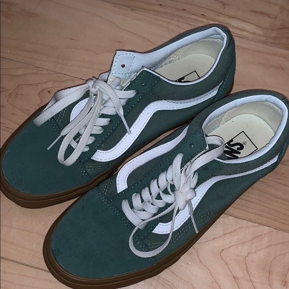 green gum bottom vans